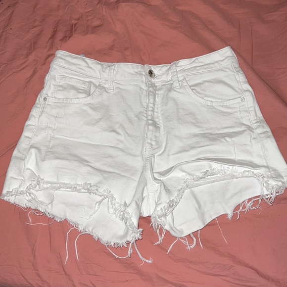 Rosie White Ripped Jeans - Picture 1 of 2